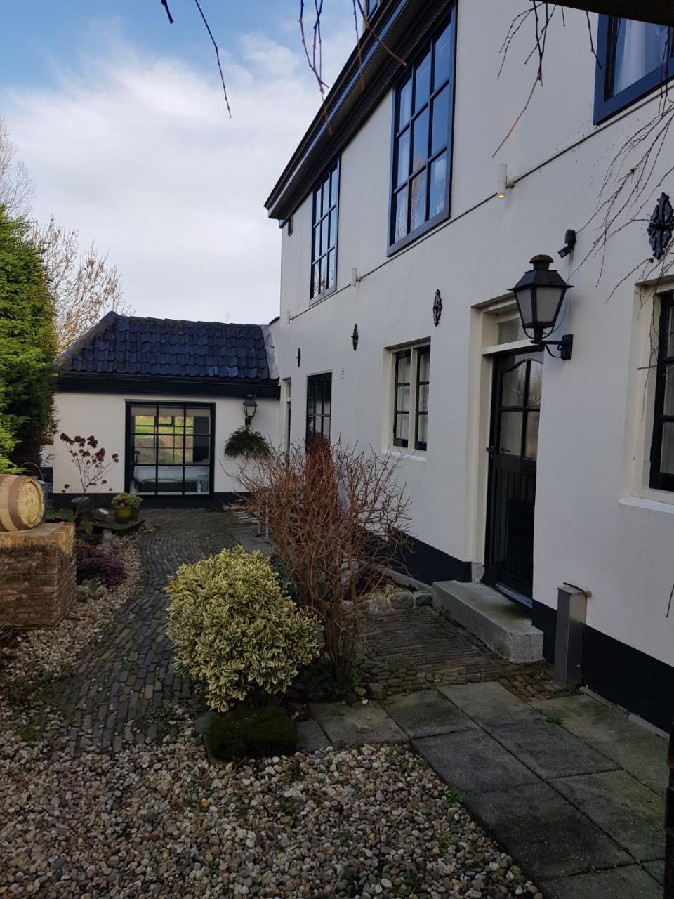 Cafe Brasserie Het Heerenhuis Het Kalf Exterior foto